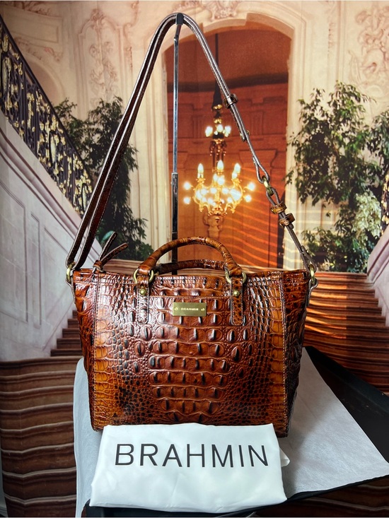 Brahmin Handbags - Brahmin Mini Asher Brown Pecan Croc-Embossed Leather Satchel with Strap 💋🌹